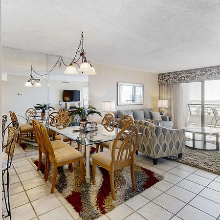 Emerald Towers Destin Room photo